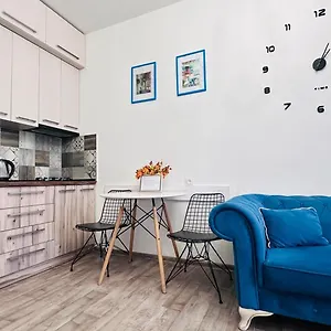  Апартаменты With Balcony In